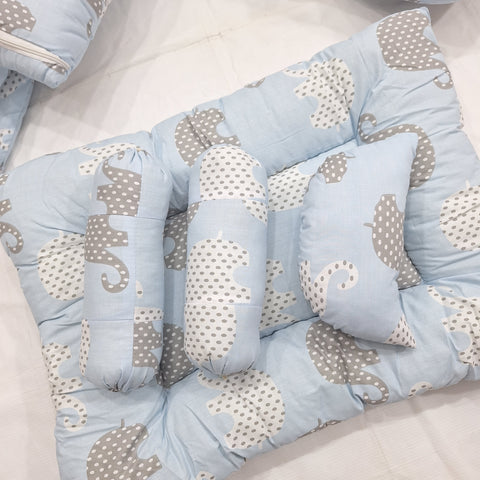 8 Pieces Bedding Set - Blue - Hearts
